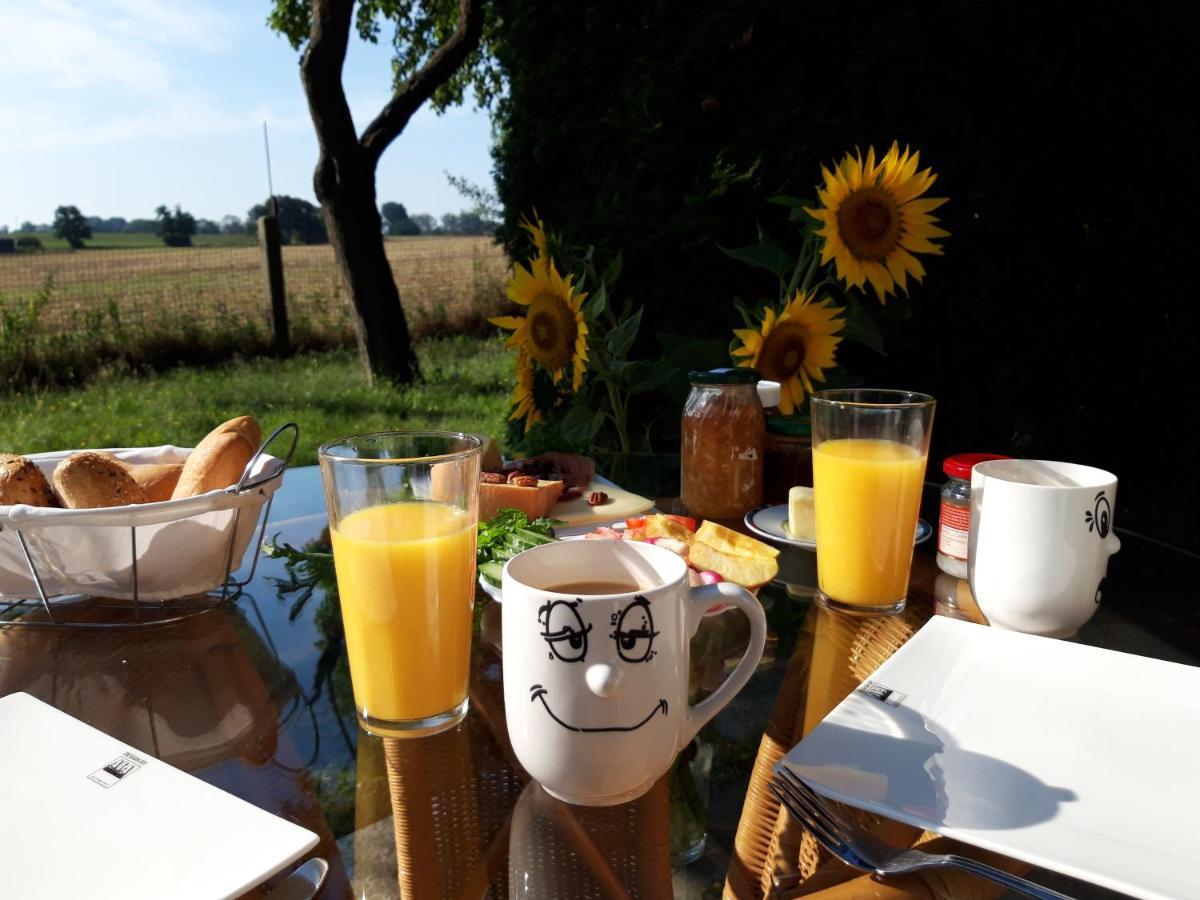 Ein Bett Im Kornfeld - Haus Morgensonne - Mit Innenpool Schonfeld (Mecklenburgische Seenplatte) Exterior foto